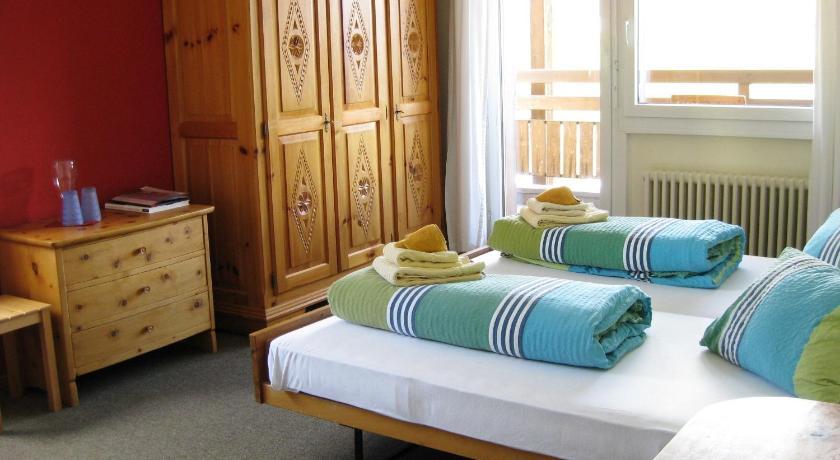 Hotel Bellavista Ftan Room photo